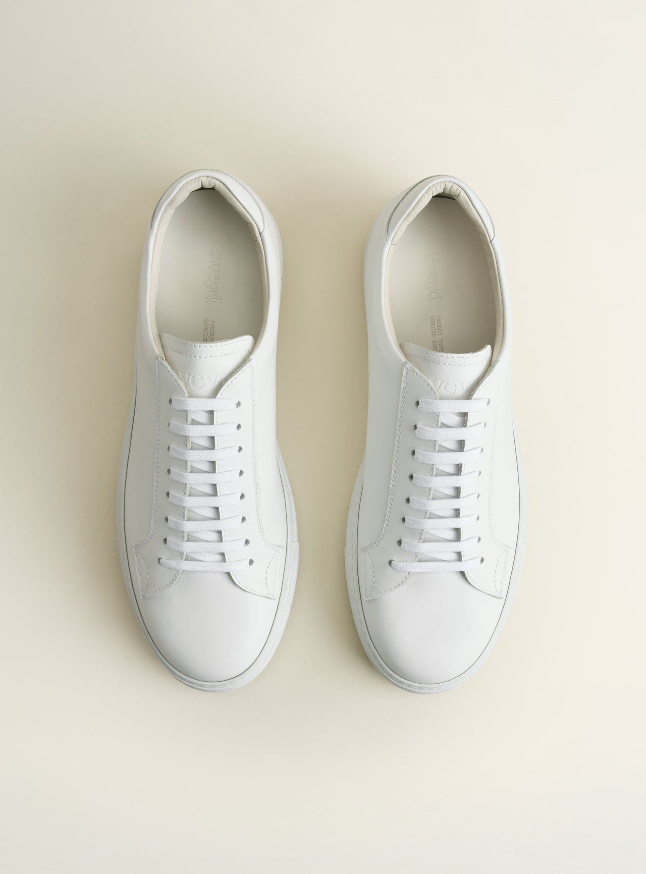055 White Leather