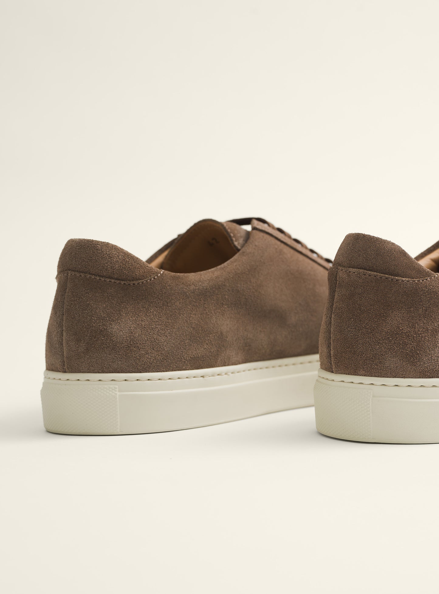 055 Bark Suede
