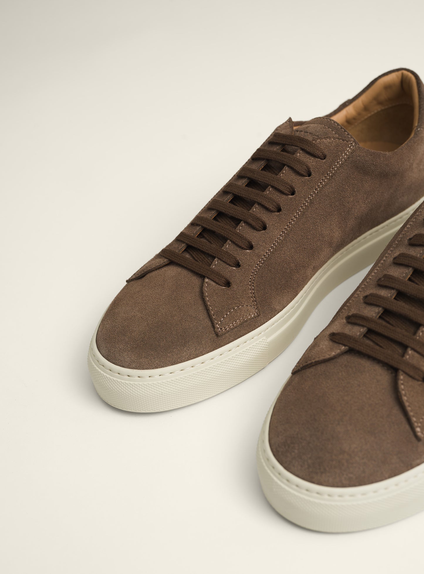 055 Bark Suede