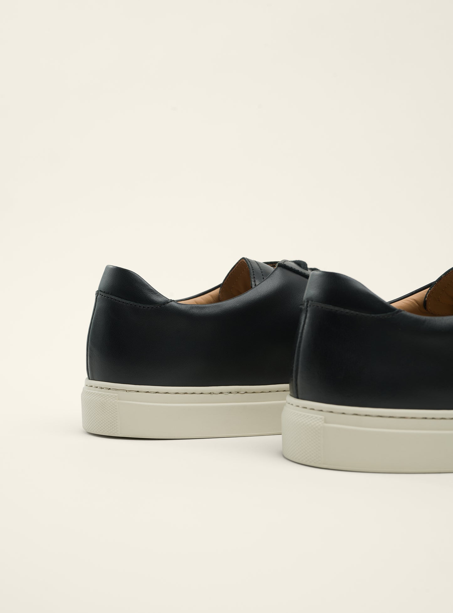 055 Black Leather