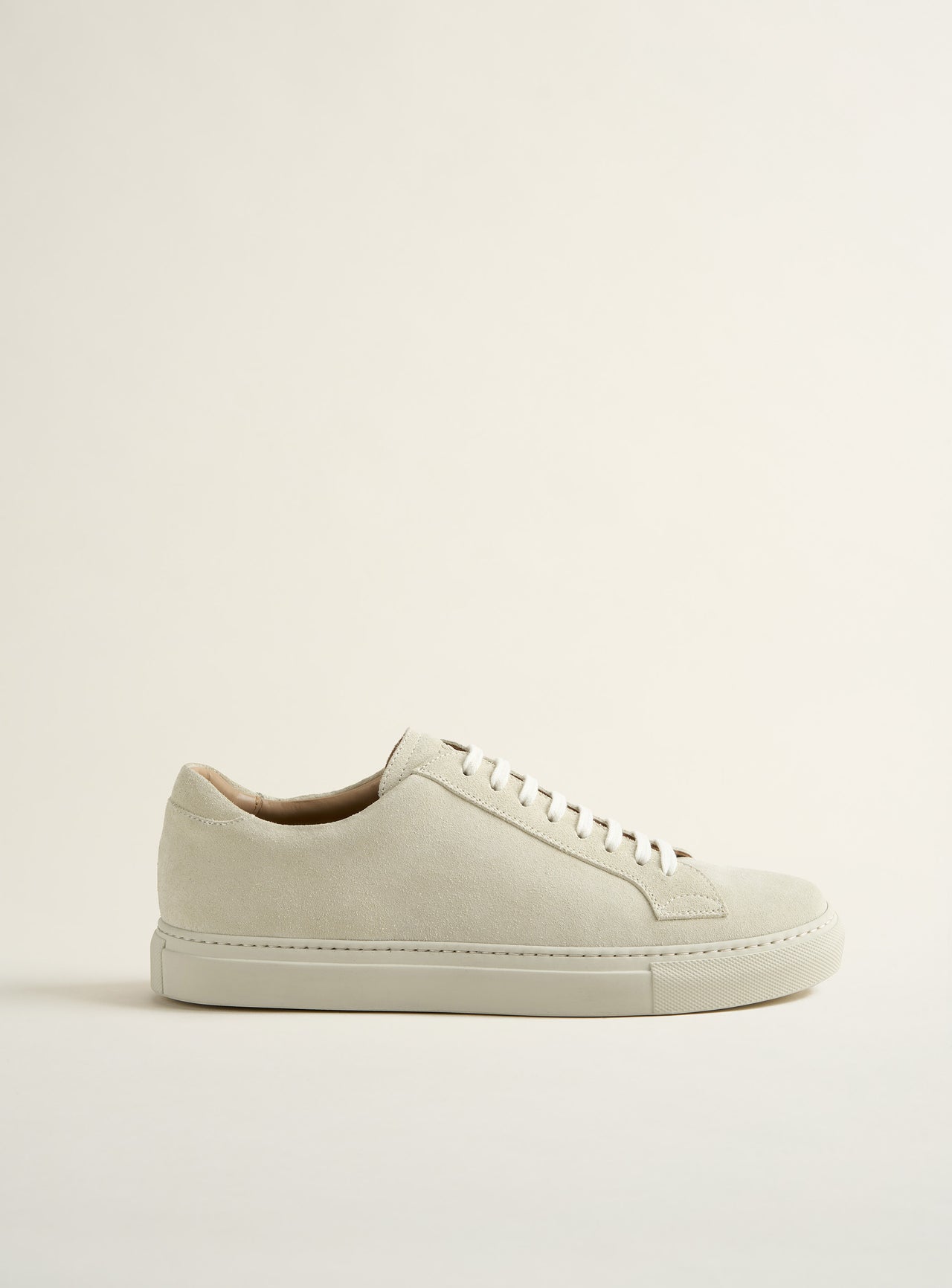 055 Crema Suede