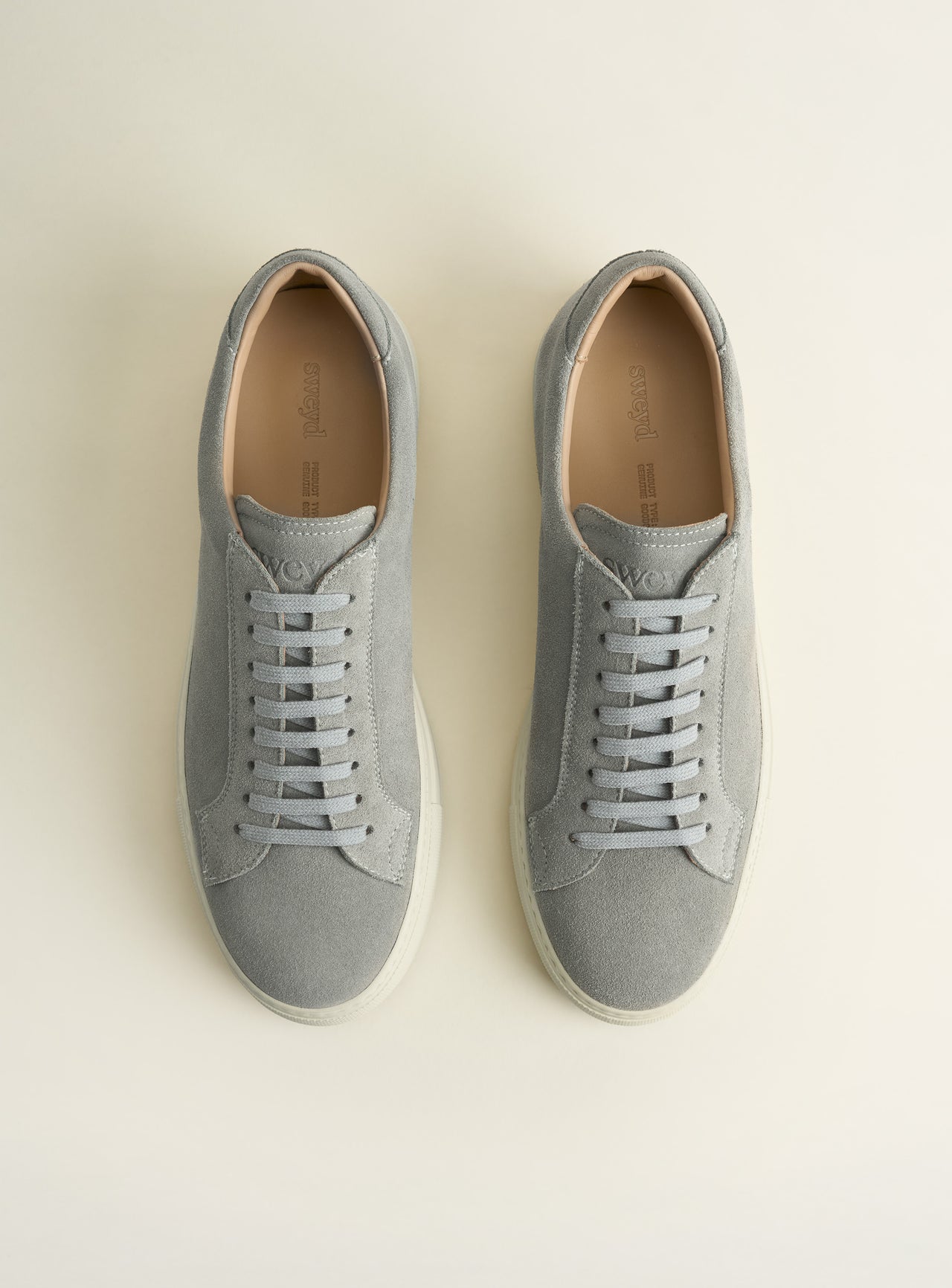 055 Pietra Suede