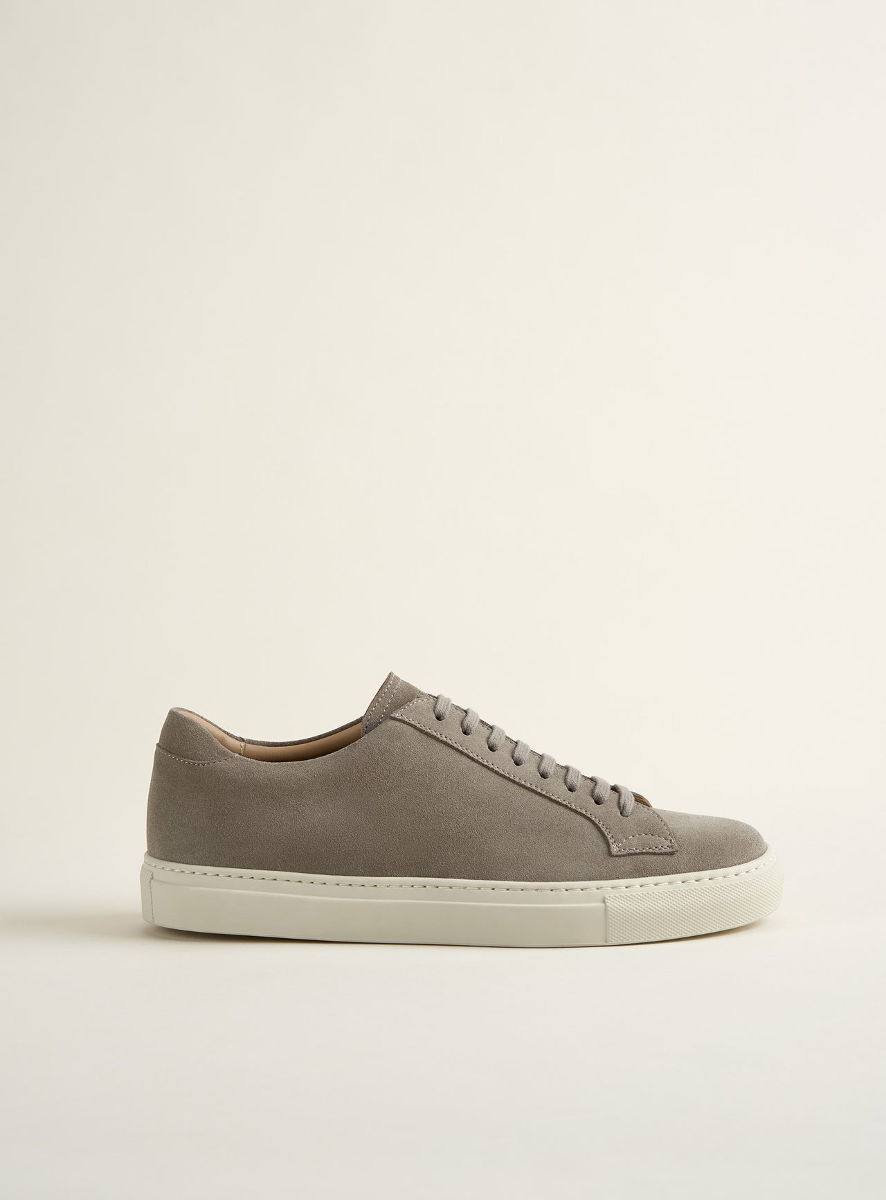 055 Taupe Suede