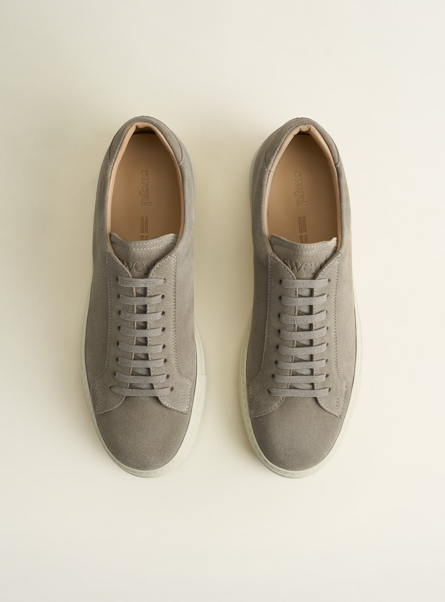 055 Taupe Suede