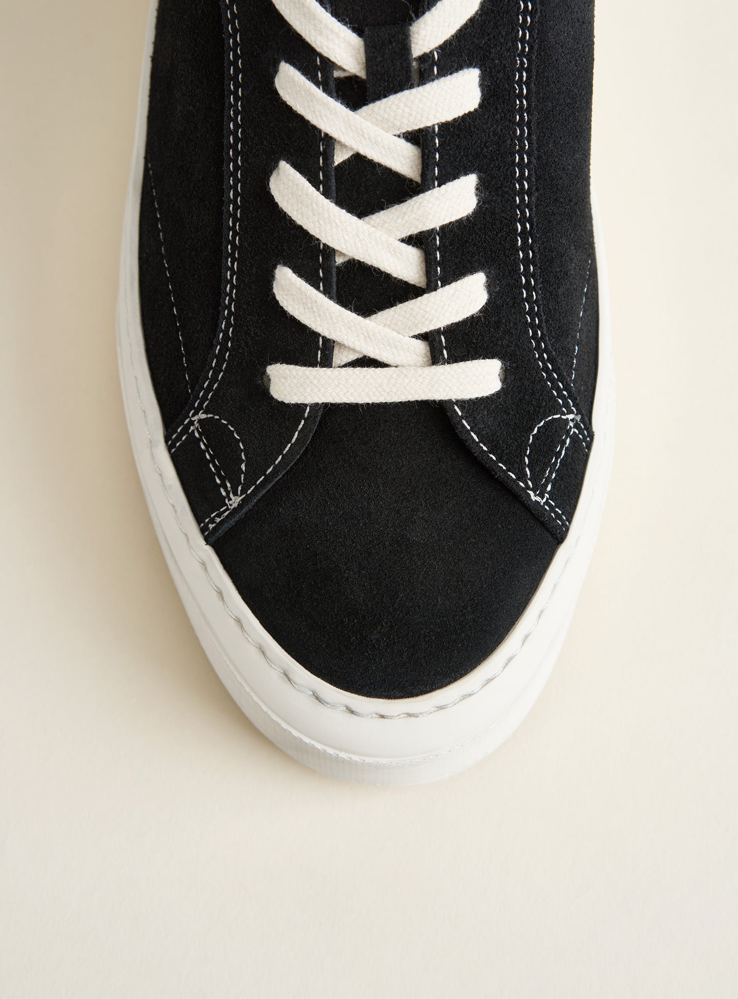 Base Black Suede