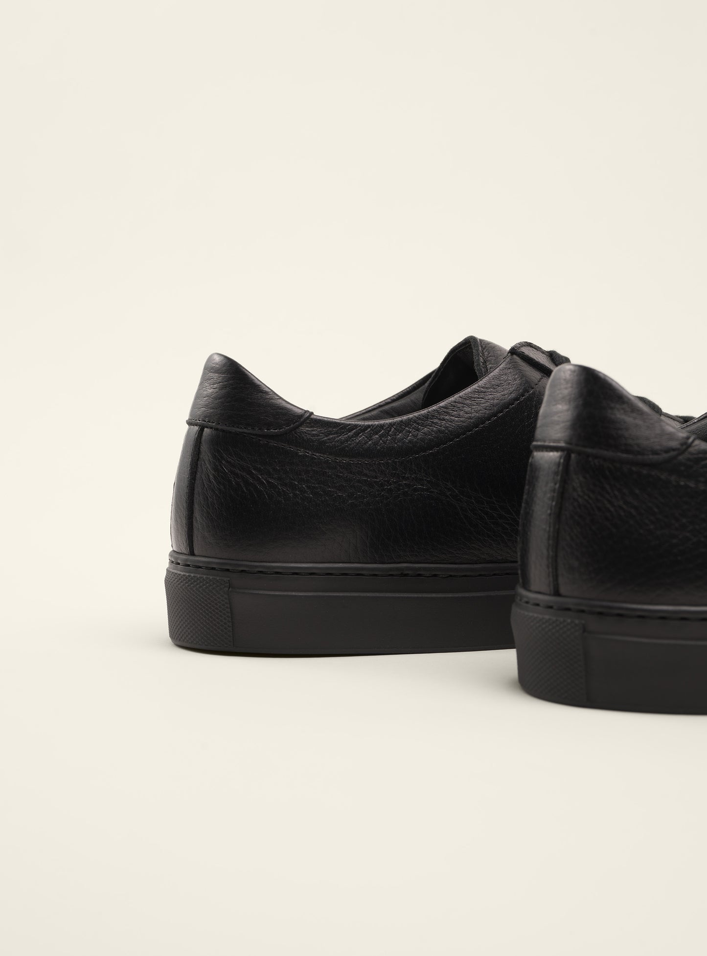 Campo Black Deerskin