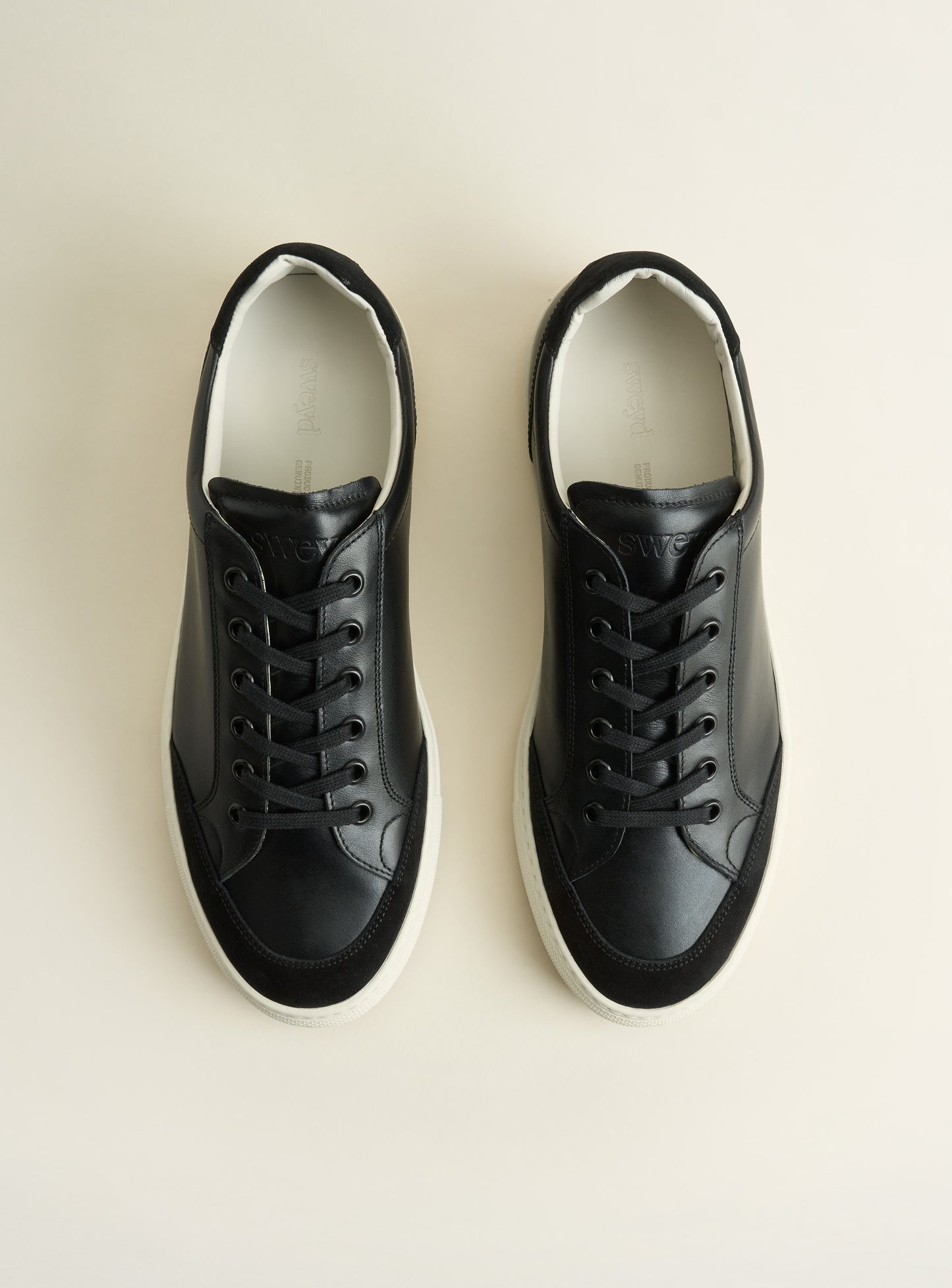Center Black -40%