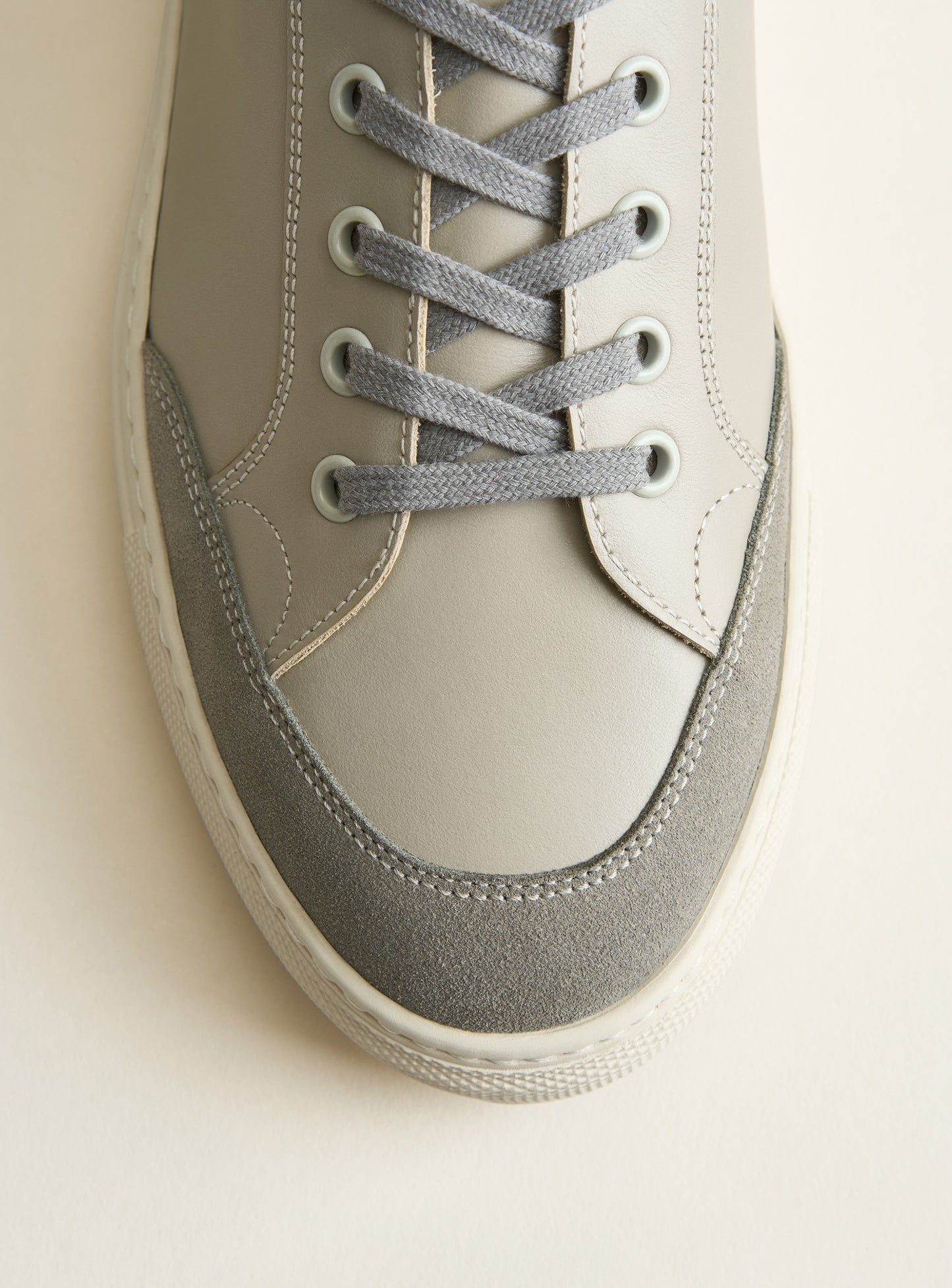 Center Grey -40%