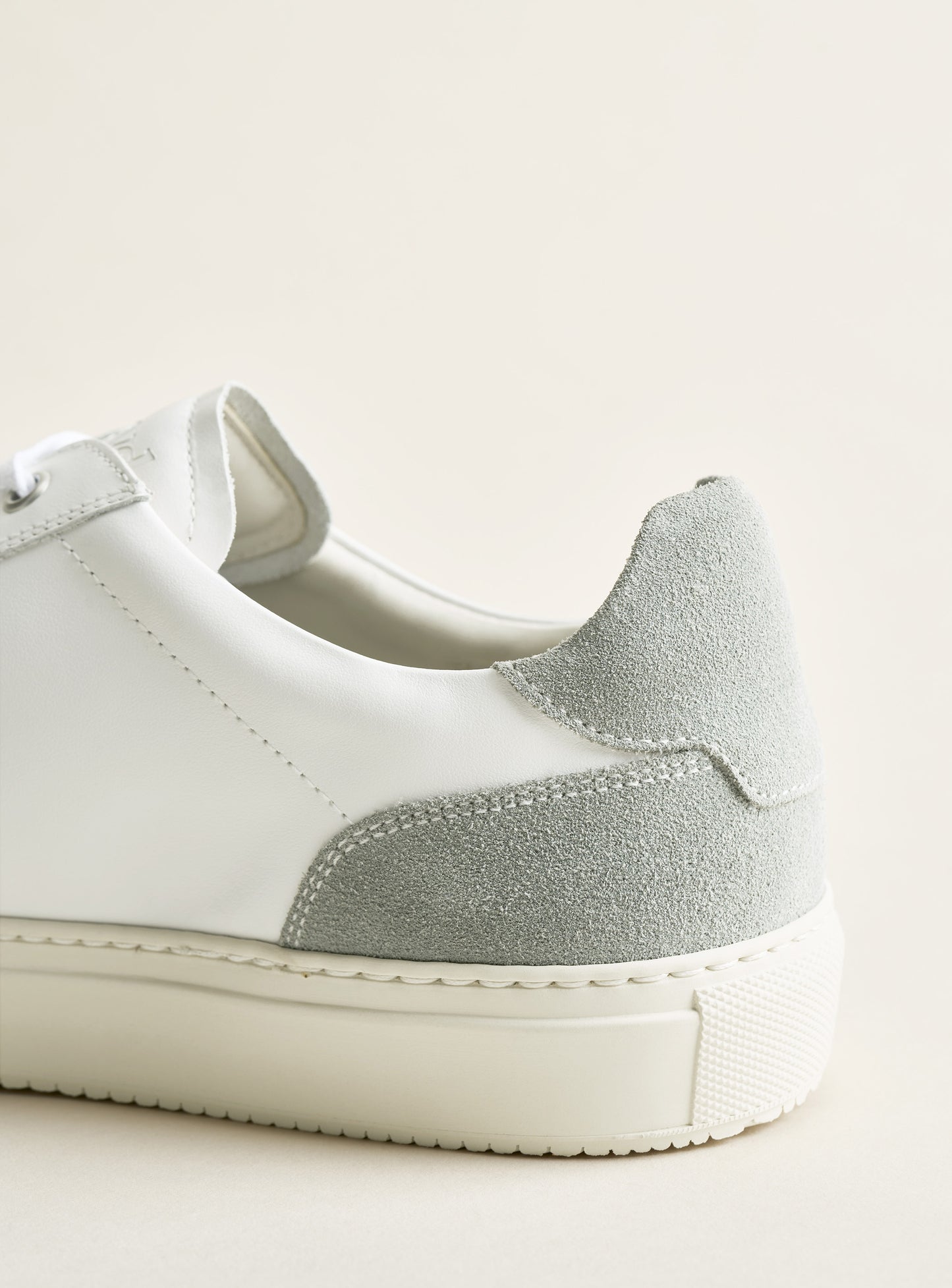 Center White/Grey -40%